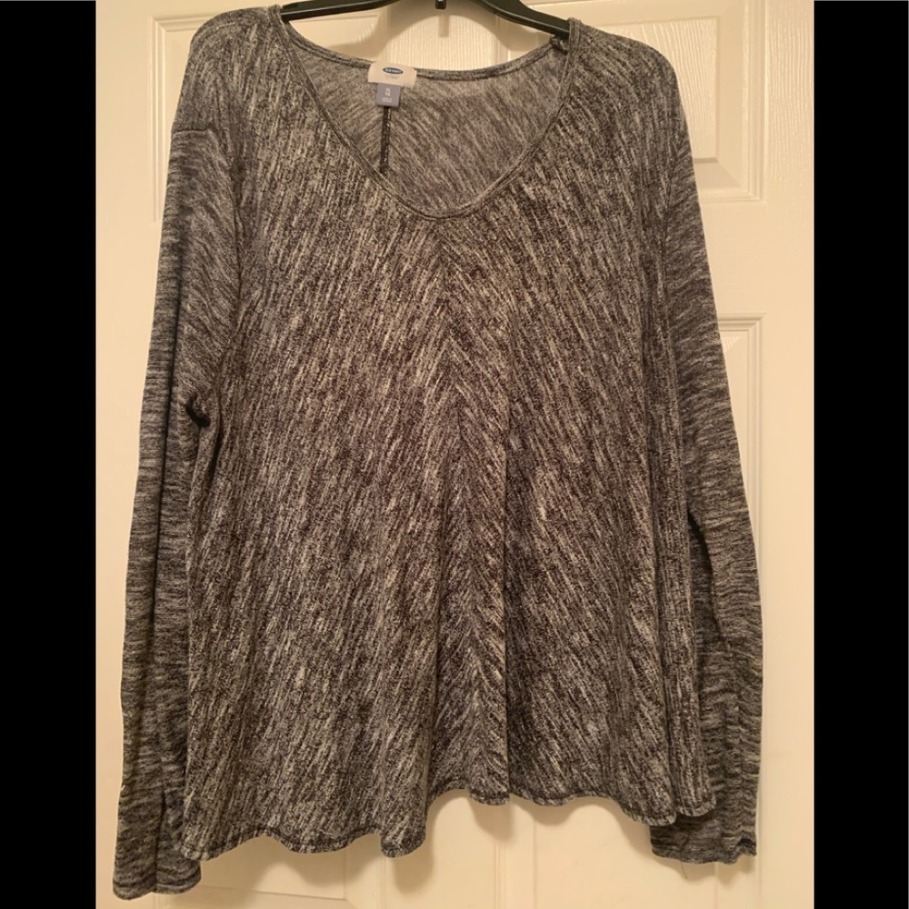 Old navy sweater